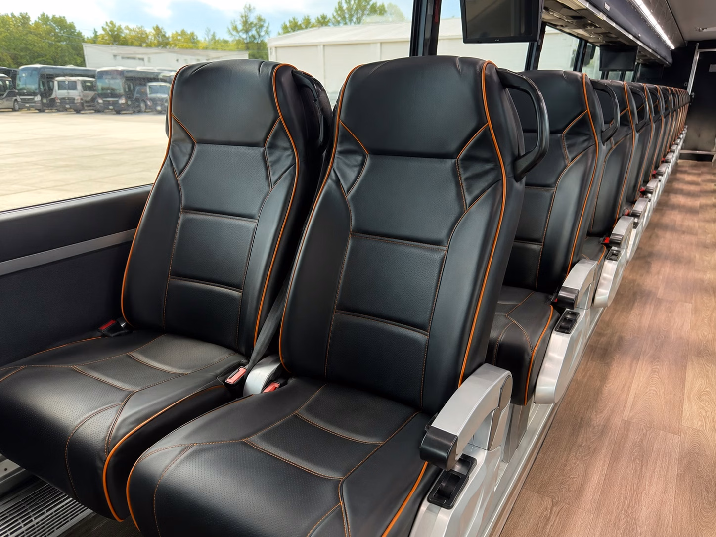 prom limo bus alternatives in yonkers that fit more people for less