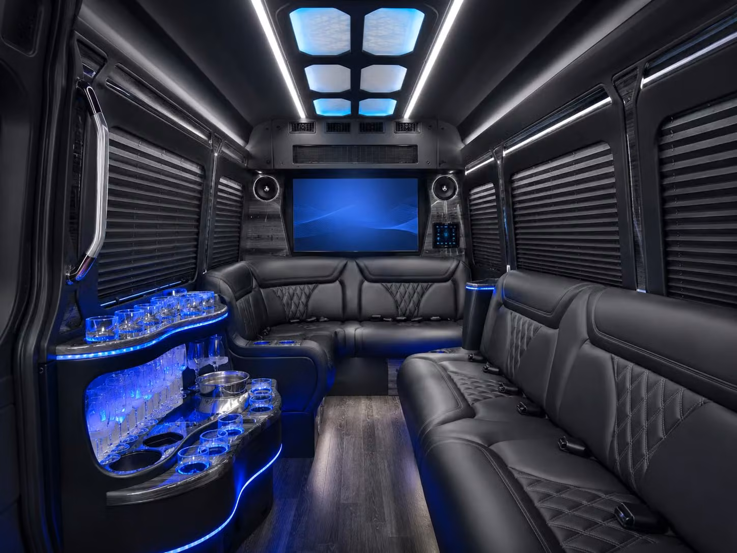 why yonkers companies choose coachbusyonkers com for group transportation